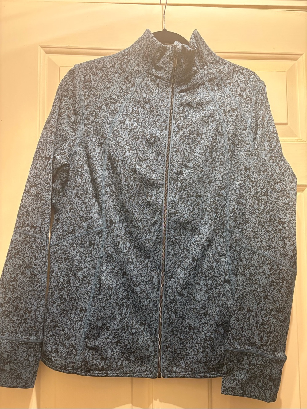 Women’s Textured Blue Full-Zip Active Jacket